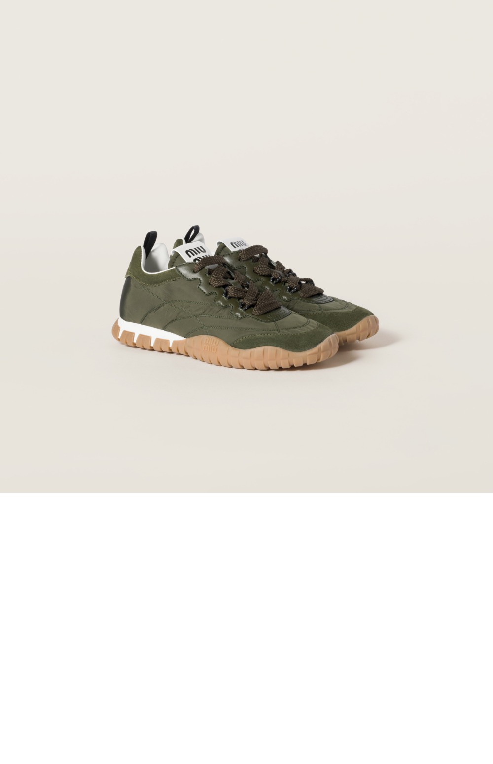 타이어 기능성 소재 및 스웨이드 스니커즈 5E417E > Sneakers - 스니커즈