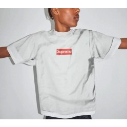 슈** x 메* 마르지엘라 MM6 24 콜라보 WEEK7 박스 로고 반팔티  수입