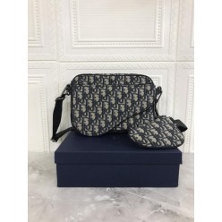 디* 새들 트리플 파우치