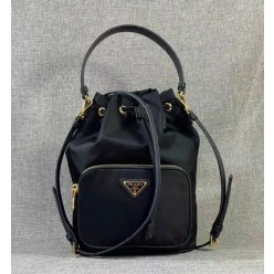 프** 포코노 버킷백