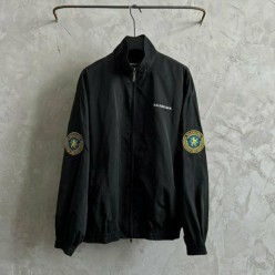 발**** 패치 바람막이