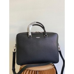 버** 로고 블랙레더 서류가방