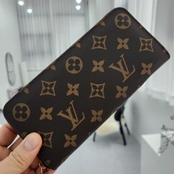 [290번] 루* 모노그램 클레망스 장지갑