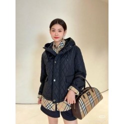 버** 누빔 후드 자켓