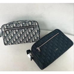 디* 오블리크 자카드 토일레트리 백 돕키트