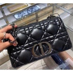 디* Caro 카로 미디엄 백 블랙 퀼트 매크로까나쥬 송아지 가죽