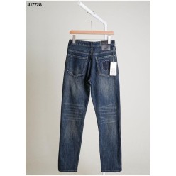 로** 아나그램 포켓 자수 패치 테이퍼드핏 데님 팬츠