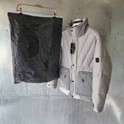 알** 패치 패딩 자켓