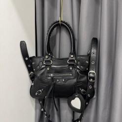 발**** 네오 카골 핸드백