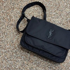 생** 니키 나일론 메신져백