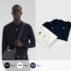 펜* 메탈 FF 크루넥 니트