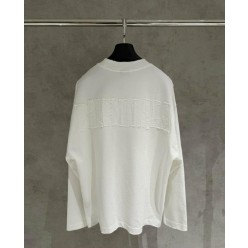 발**** 백로고패치 티셔츠