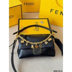 펜* 맘마 미디엄백