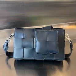 보** 크로스 세트백