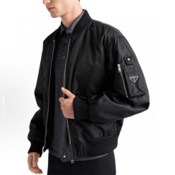 프** 트라이앵글 봄버 자켓