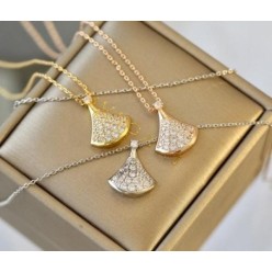 불** 디바스 드림 목걸이