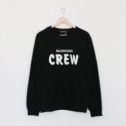 발**** 크루 맨투맨