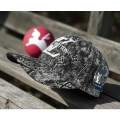 루* LV 자수 모노그램 프린트 볼캡 수입