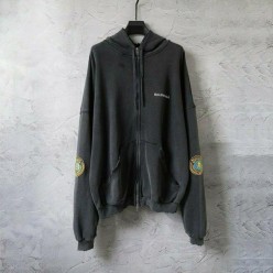 발**** 패치 후드 집업