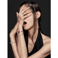 티** 메트로 힌지드 뱅글수입최고급