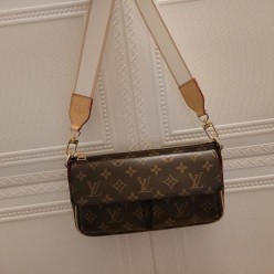 루* 바이브 백 M46999