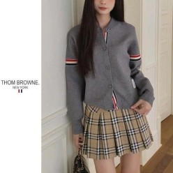 톰* 모먼트 버튼가디건