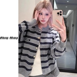 미*** 그레이 스트라이프 가디건