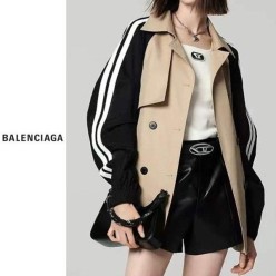 발**** 배색 라인 트렌치자켓