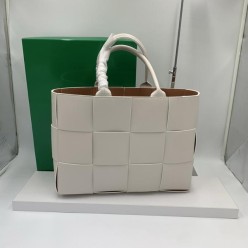 보** 아르코 토트