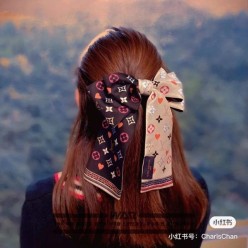 루* 비비드 모노그램 양면 방도 스카프