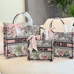 디* 3D자수 쁘렝땅 에테 북 토트백 ( 중36cm 소26cm )