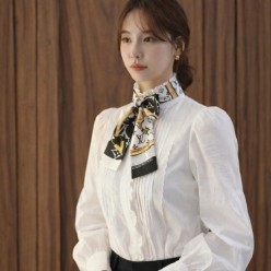 루* 실크 모노그램 컨피덴셜 방도