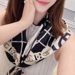 샤* 로즈 골드 라인 스카프
