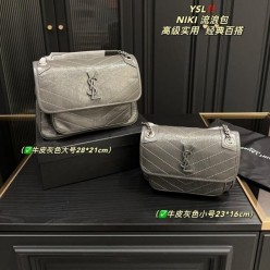 생** 니키 그레이