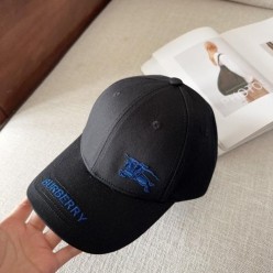버** 로고 자수 체크 베이스 볼캡수입