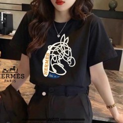 에*** 라인 스터치 조랑말 로고 반팔티셔츠