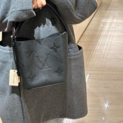 루* 고급 올인 BB 백 모노그램 앙프렝뜨 숄더백