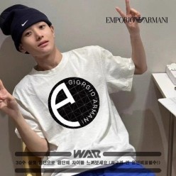 알** 조각 로고 디자인 반팔 티셔츠