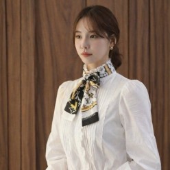 루* 실크 모노그램 컨피덴셜 방도