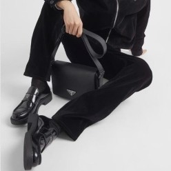 프** 초콜릿 브러시드 가죽 로퍼