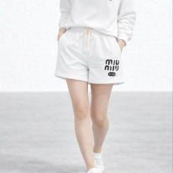 미*** 카라맨투맨 반바지 세트