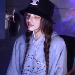 셀** 트리옹프 아플리케 버킷햇 ✔수입