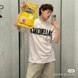 발**** 테이프 로고 티셔츠
