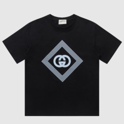 로고 프린트 반팔