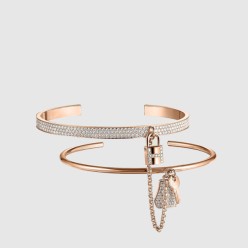 Kelly Cadenas 팔찌