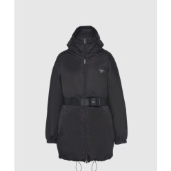 로고 코트