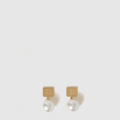 메탈 및 인조 진주 이어링 5IO132
