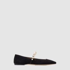 Ade Flat